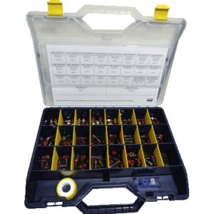 Walizka z częściami